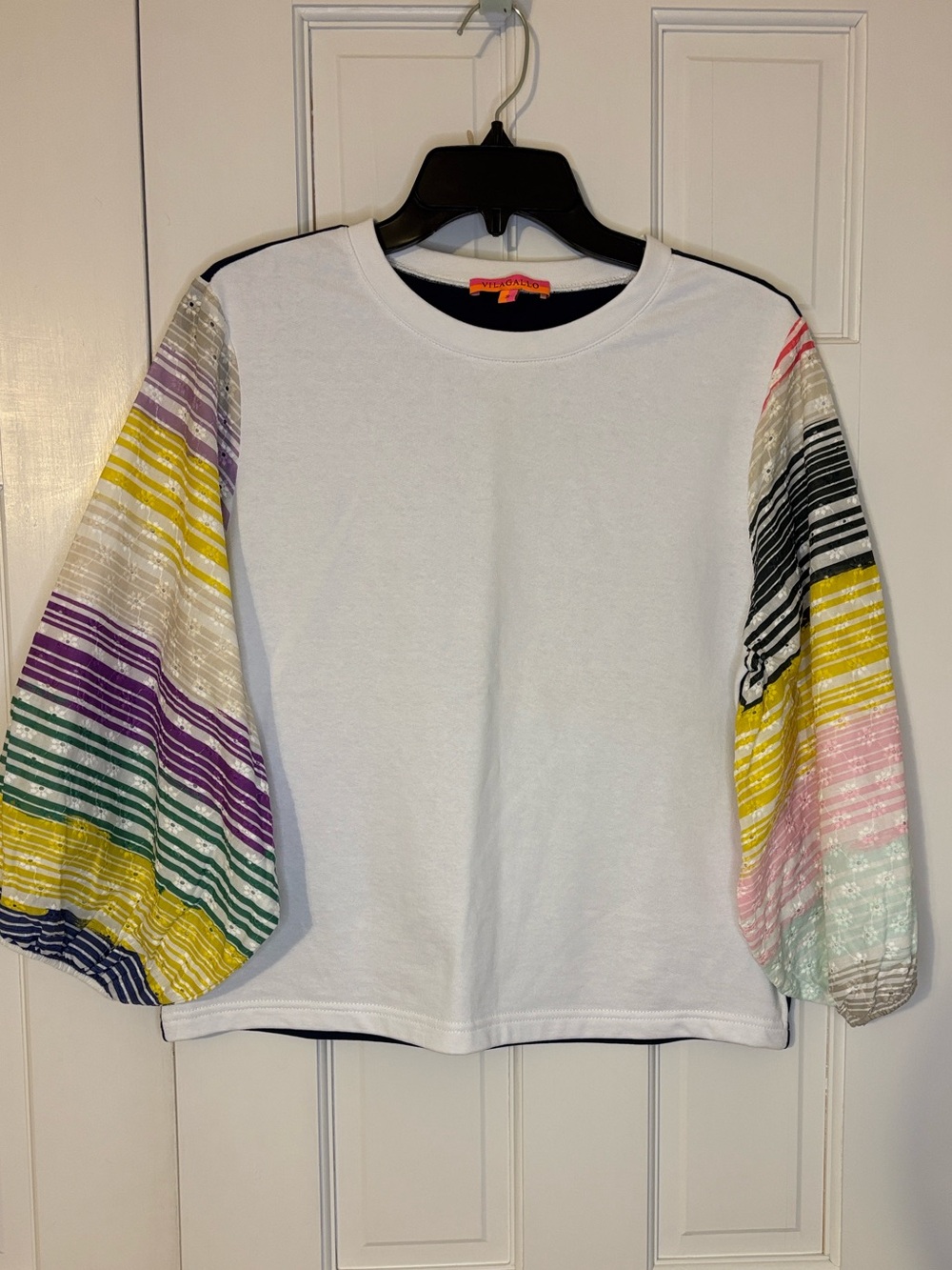 Vilagallo White Pullover with Multicolor Striped Sleeves
